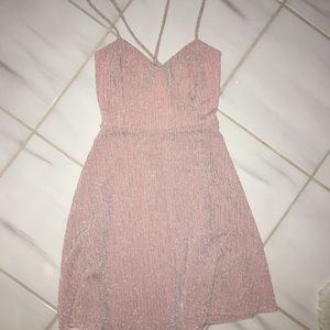 DUSTY PINK SPRAKLY MINI-DRESS / SIZE: M/L